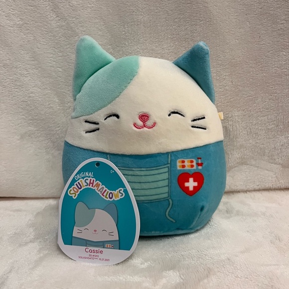 Squishmallow Cassie - Picture 1 of 1